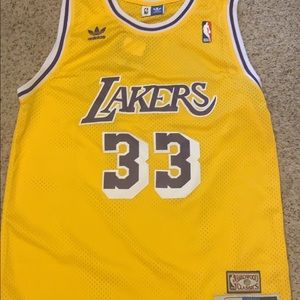 Kareem Abdul-Jabbar Jersey Size Large Adidas